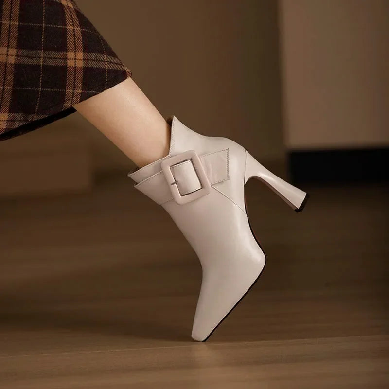 Elara | Sculpted Buckle Heel Boot